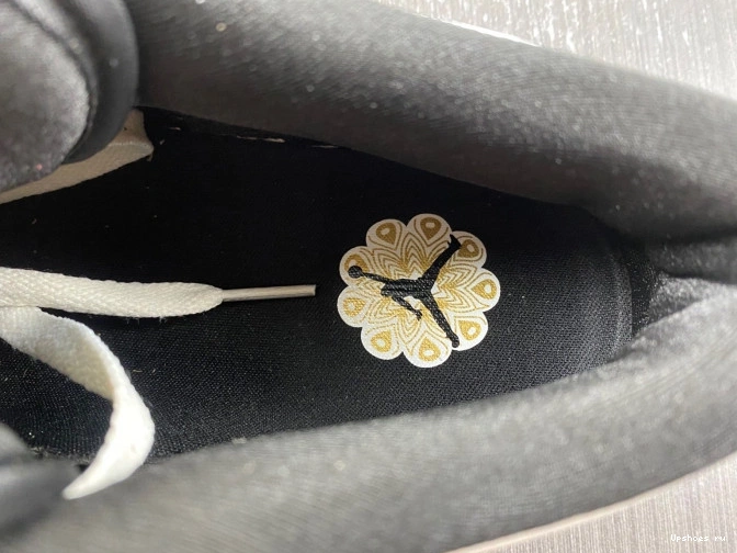 1 Low Air Jordan FJ5735-100 “Year The Of OG  Dragon” 0121